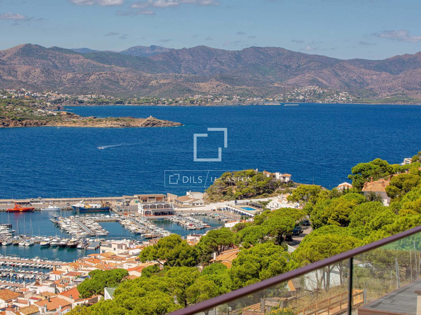 3 bedroom Villa for sale in El Port de la Selva with pool garage - € 2,290,000 (Ref: 10057565)