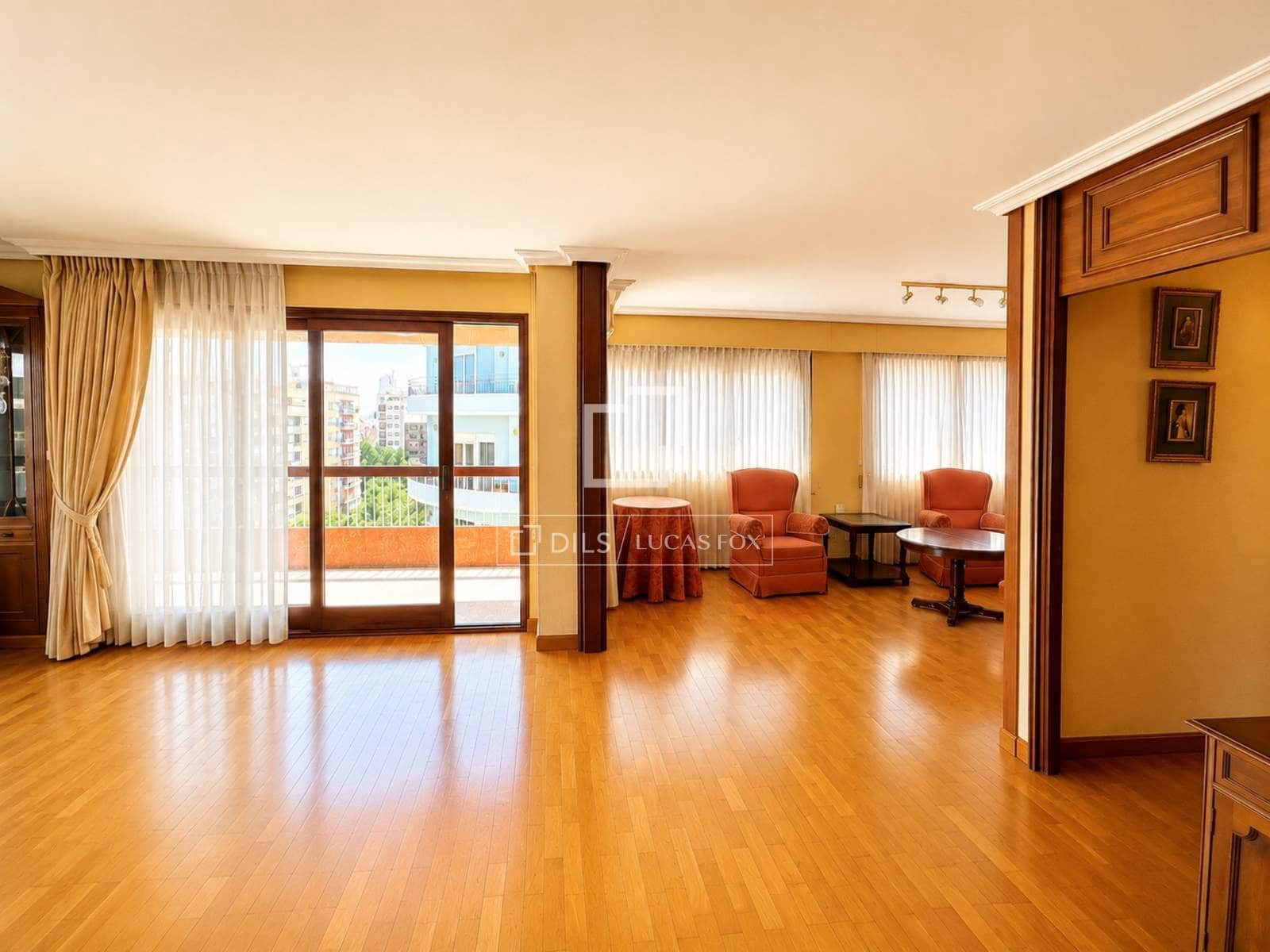 4 chambre Appartement à vendre à Alicante ville avec garage - 740 000 € (Ref: 10057623)