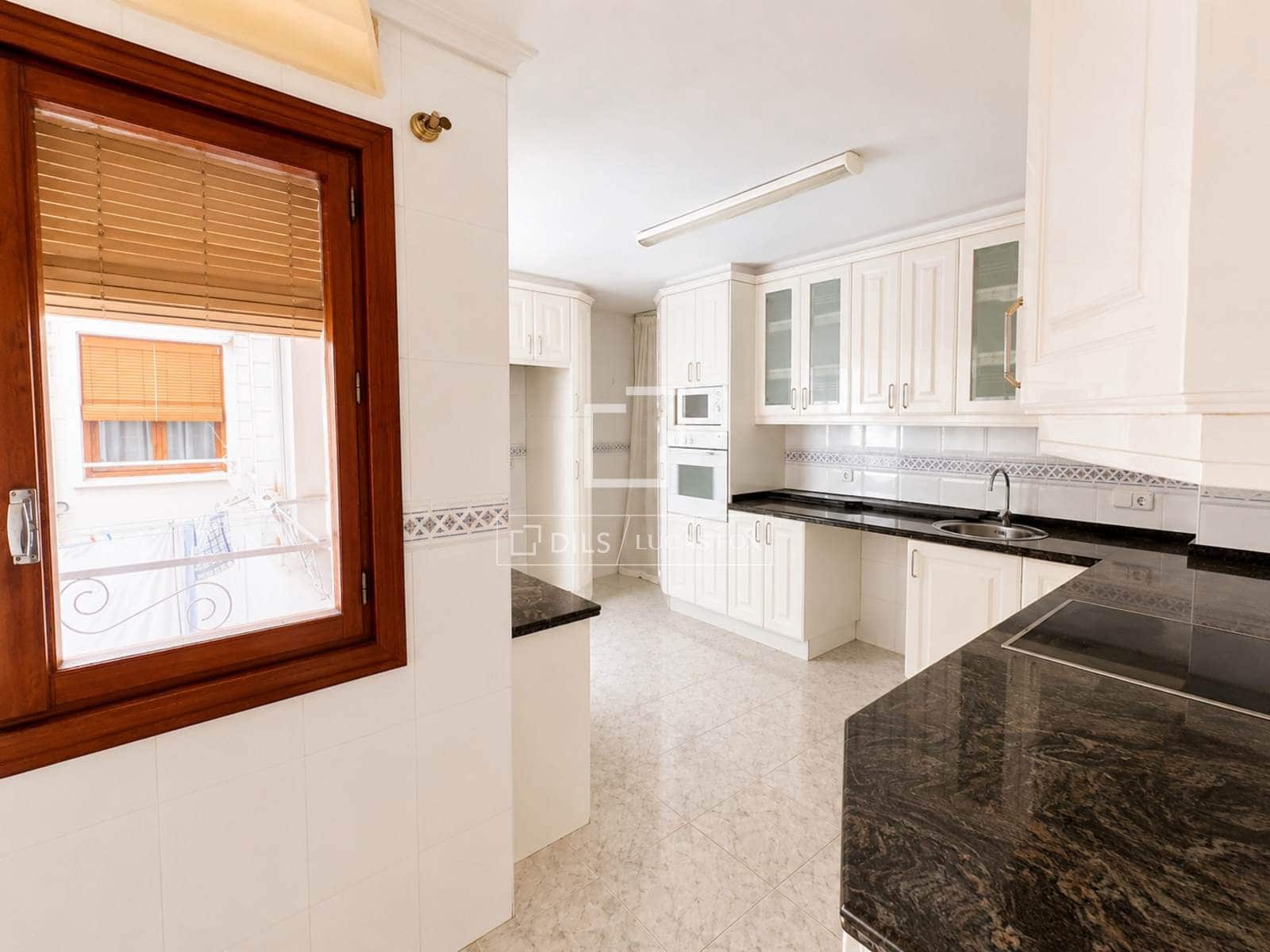 4 chambre Appartement à vendre à Alicante ville avec garage - 740 000 € (Ref: 10057623)