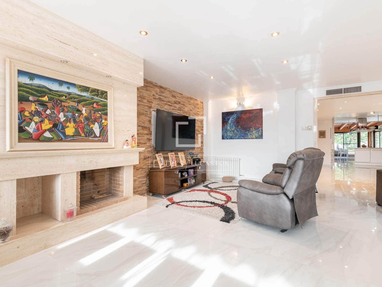 5 quarto Moradia para arrendar em Castelldefels com piscina garagem - 7 500 € (Ref: 10057624)