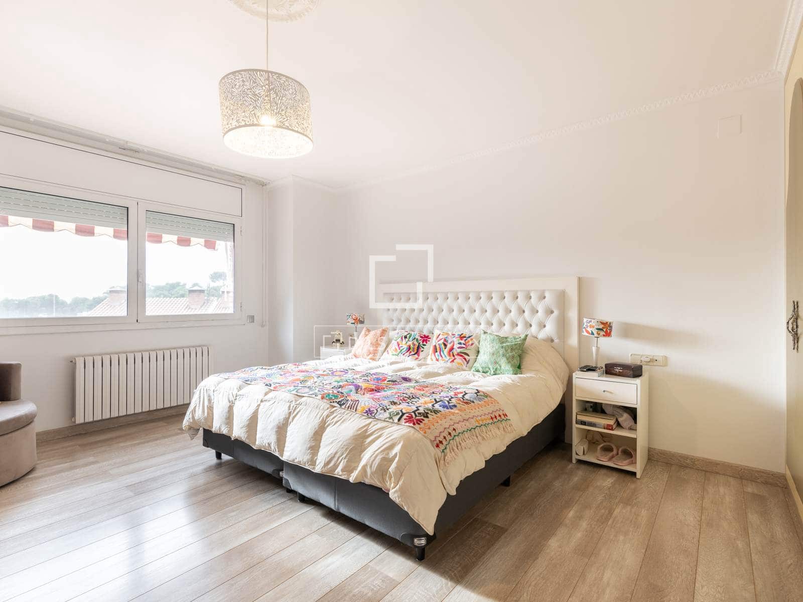 5 quarto Moradia para arrendar em Castelldefels com piscina garagem - 7 500 € (Ref: 10057624)