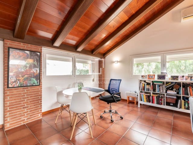 5 soverom Villa til leie i Castelldefels med svømmebasseng garasje - € 7 500 (Ref: 10057624)