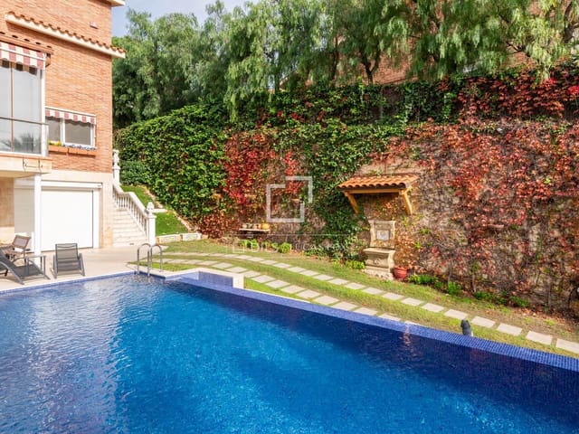 5 soverom Villa til leie i Castelldefels med svømmebasseng garasje - € 7 500 (Ref: 10057624)
