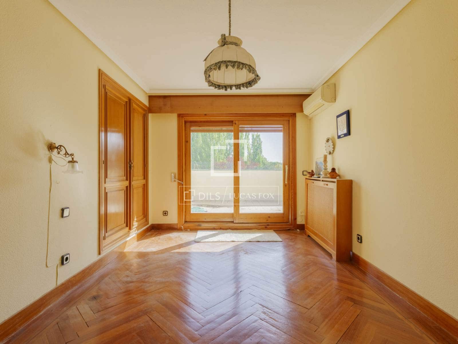 8 Zimmer Villa zu verkaufen in Boadilla del Monte mit Pool Garage - 3.500.000 € (Ref: 10057626)