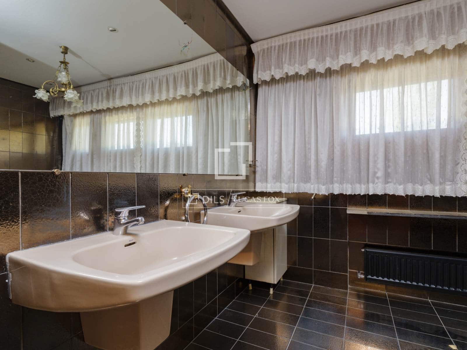 8 Zimmer Villa zu verkaufen in Boadilla del Monte mit Pool Garage - 3.500.000 € (Ref: 10057626)