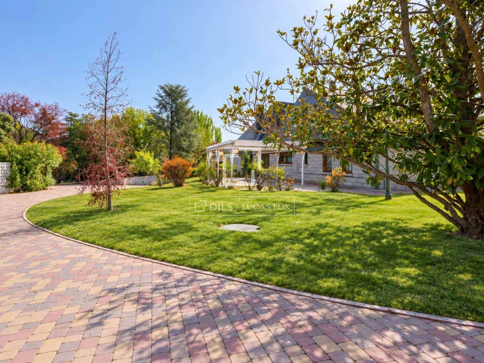 8 Zimmer Villa zu verkaufen in Boadilla del Monte mit Pool Garage - 3.500.000 € (Ref: 10057626)