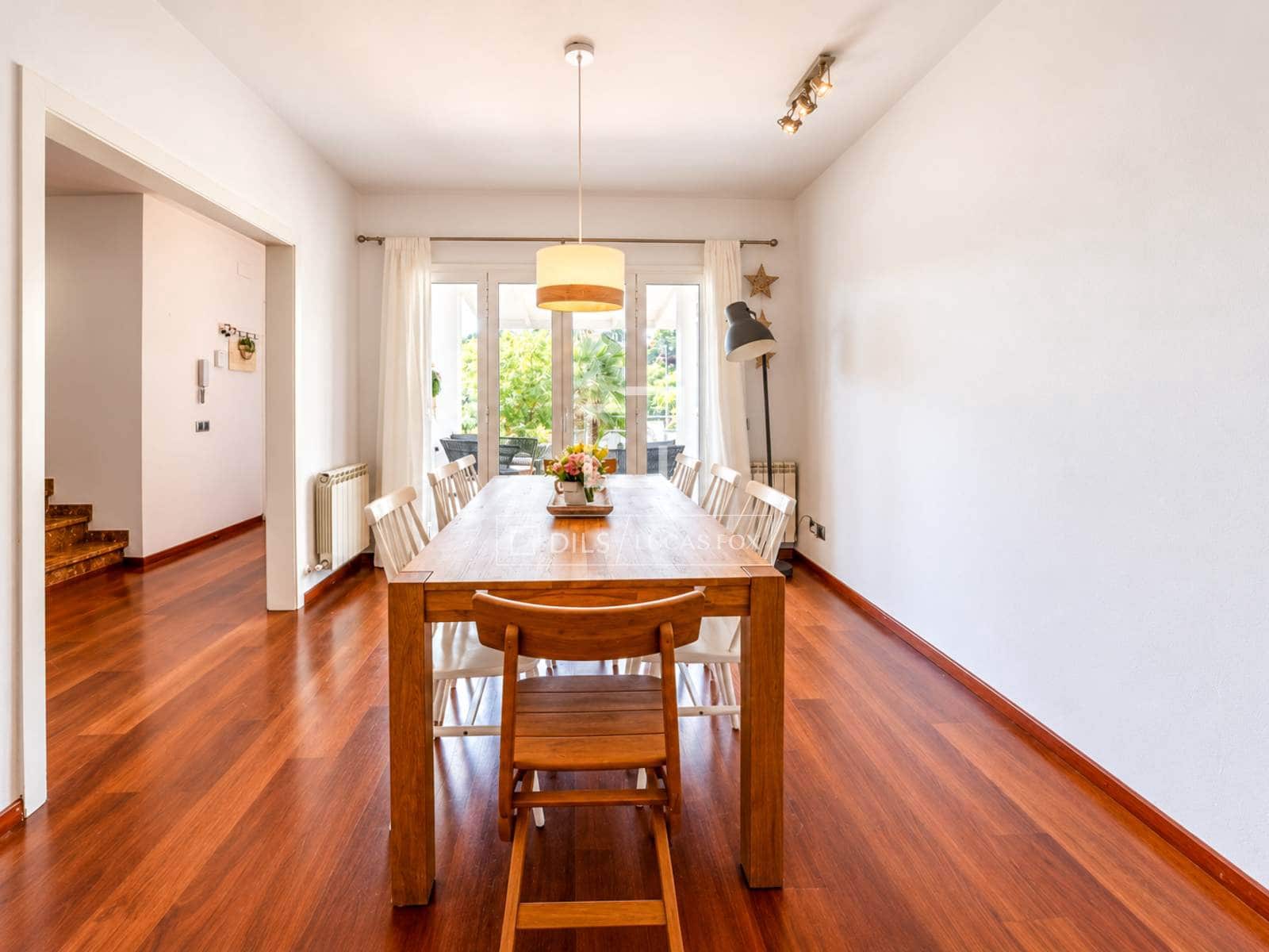 4 Zimmer Villa zu verkaufen in Sant Pere de Ribes mit Pool Garage - 830.000 € (Ref: 10057627)