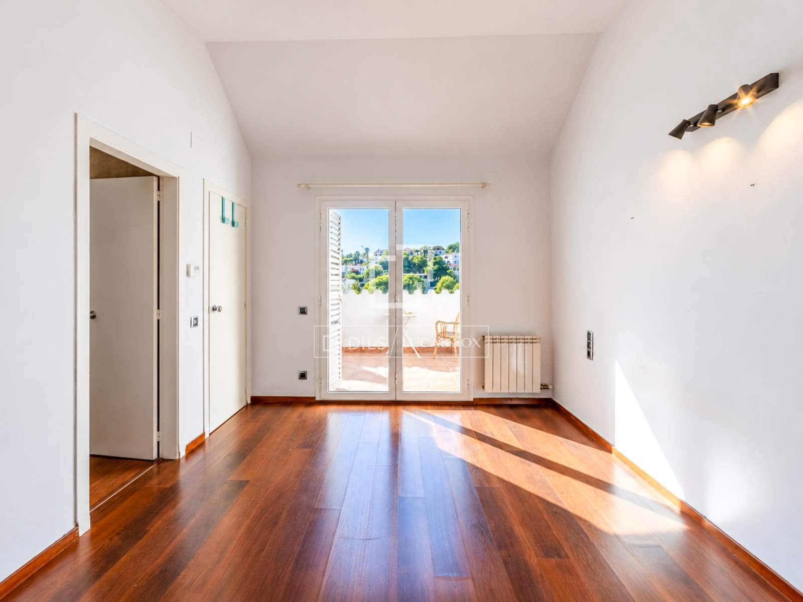 4 Zimmer Villa zu verkaufen in Sant Pere de Ribes mit Pool Garage - 830.000 € (Ref: 10057627)