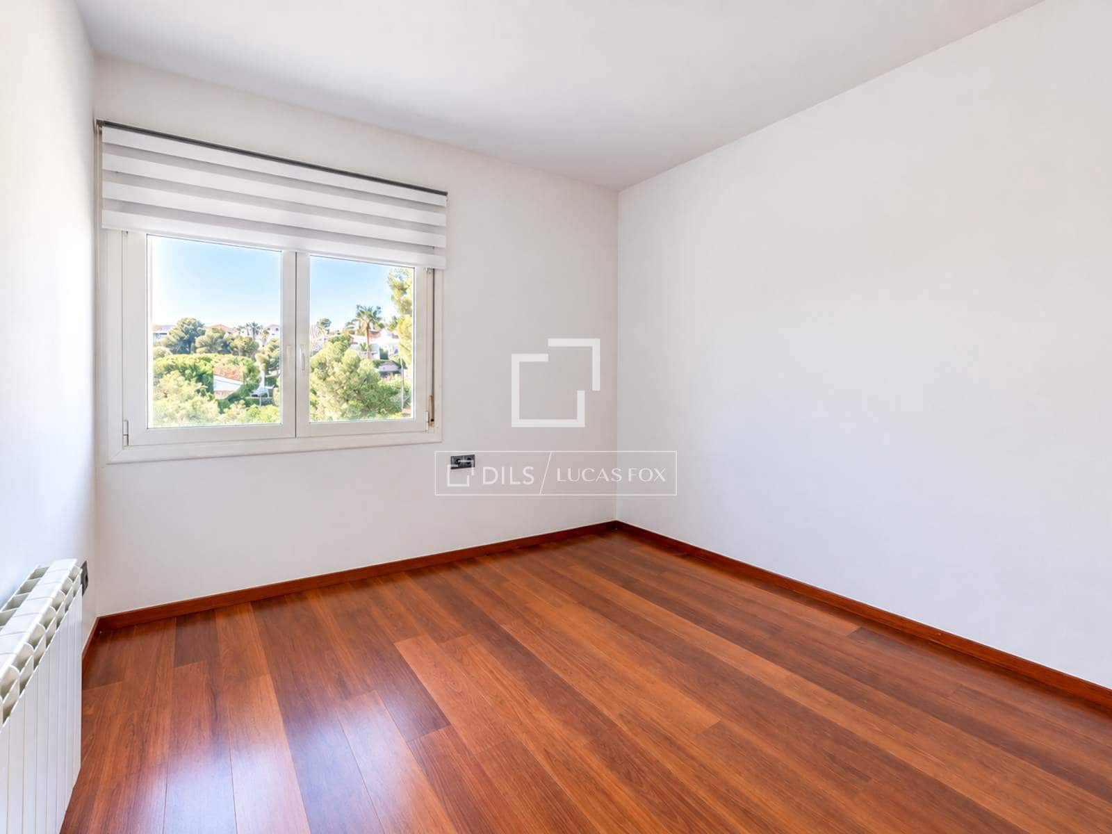 4 Zimmer Villa zu verkaufen in Sant Pere de Ribes mit Pool Garage - 830.000 € (Ref: 10057627)