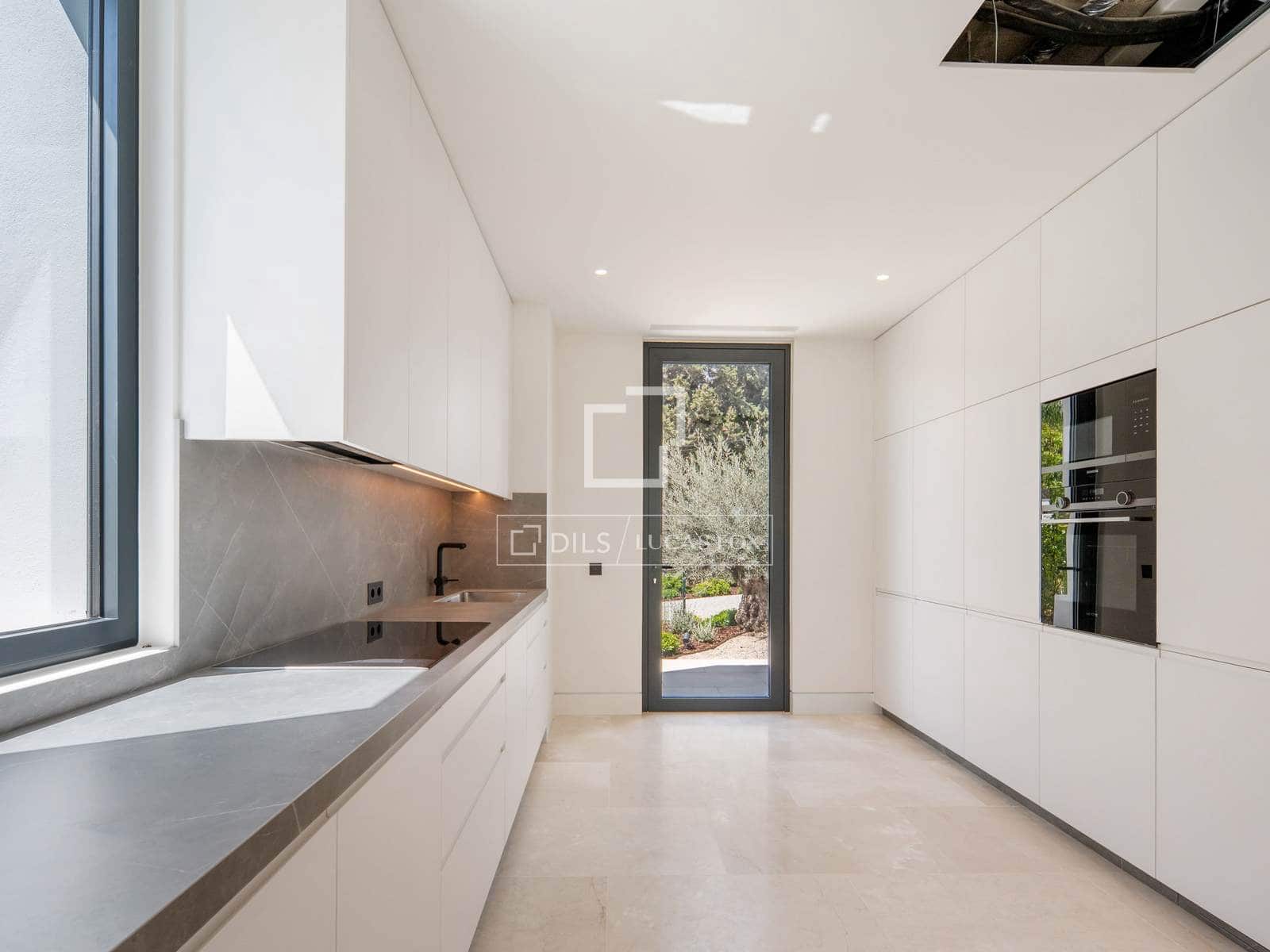 6 chambre Villa/Maison à vendre à Marbella avec piscine garage - 9 300 000 € (Ref: 10057715)