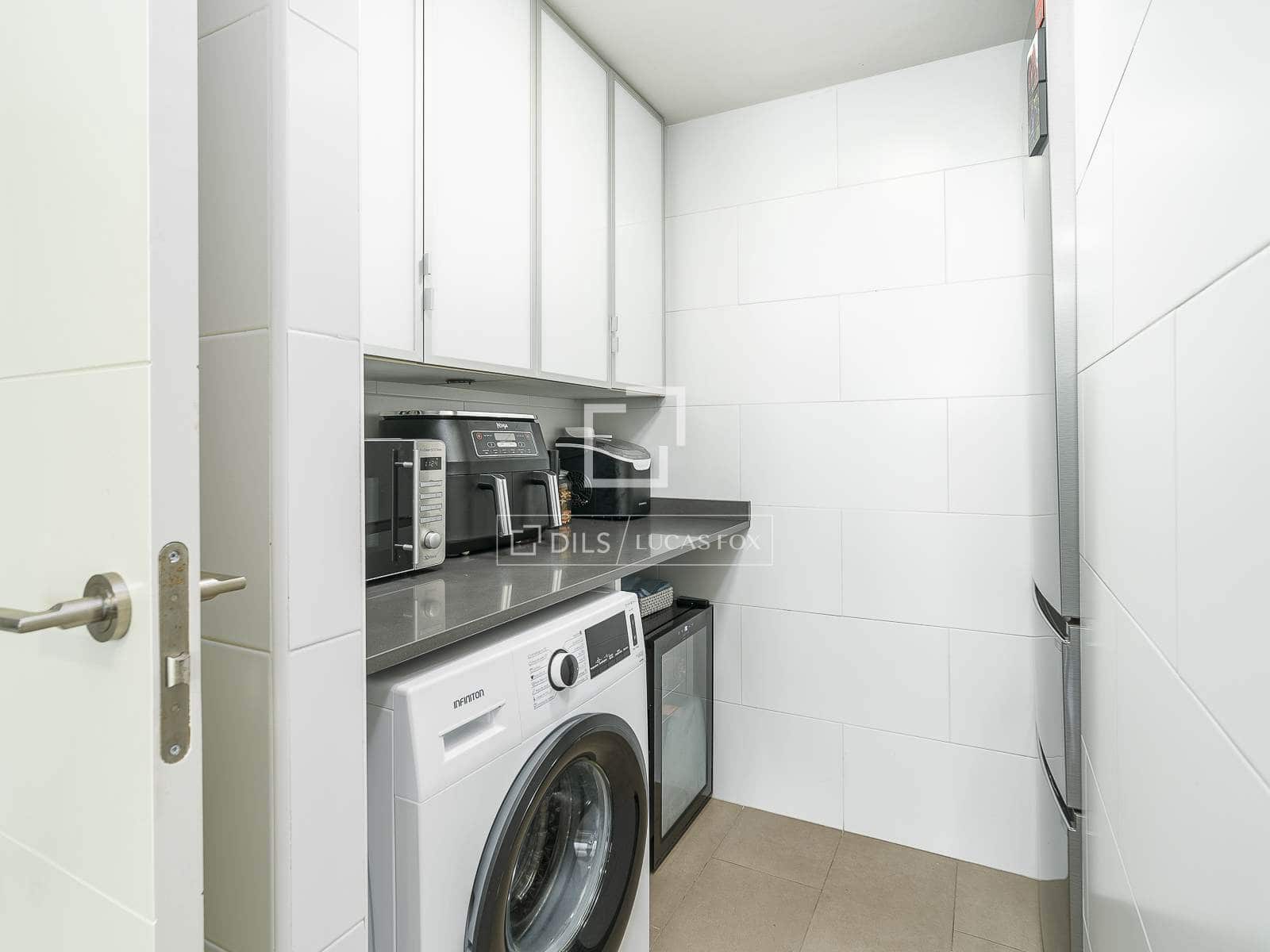 2 bedroom Apartment for sale in Barcelona city with pool - € 997,500 (Ref: 10059832)