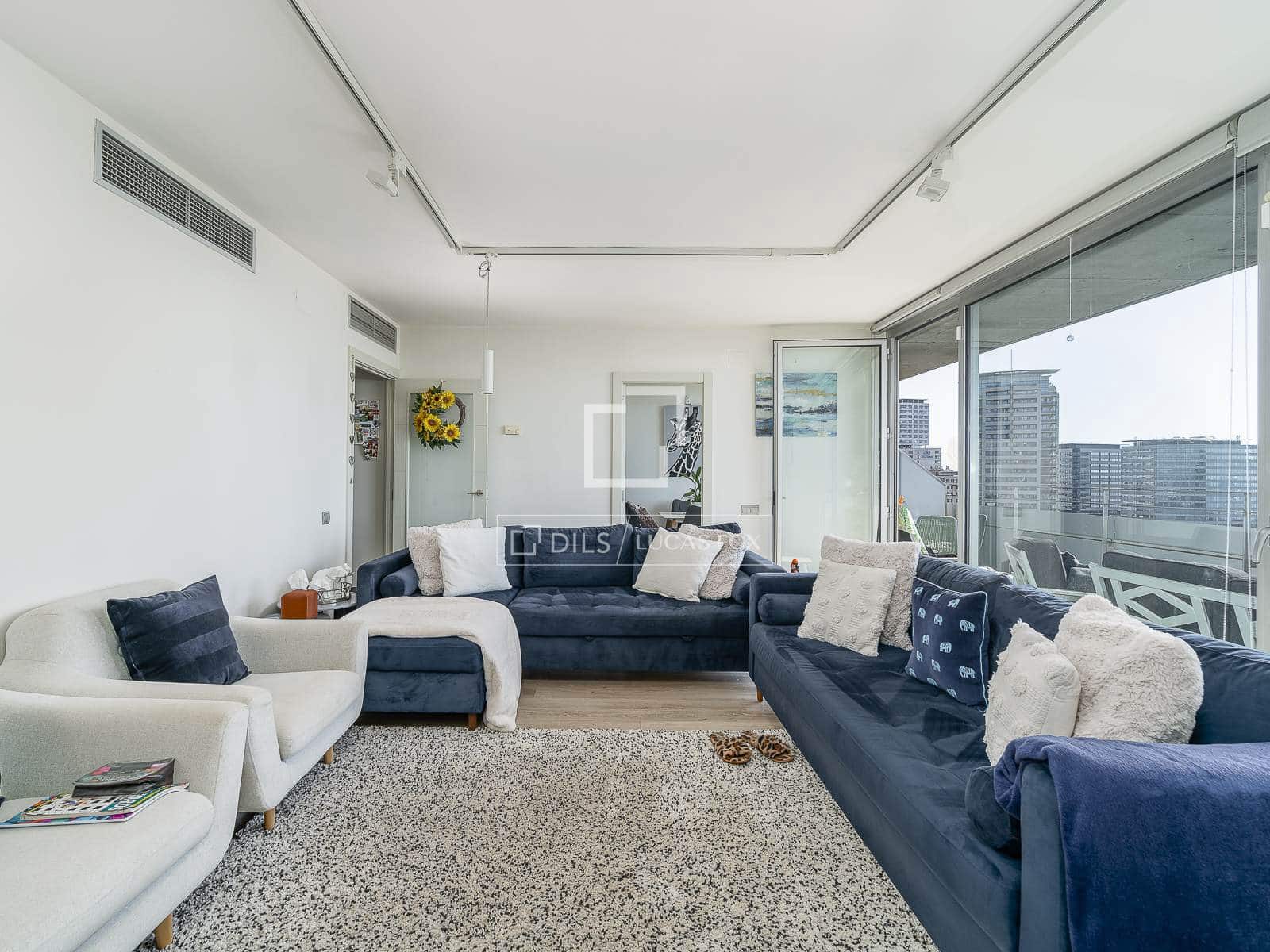 2 bedroom Apartment for sale in Barcelona city with pool - € 997,500 (Ref: 10059832)