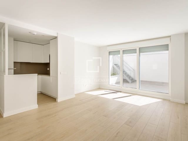 Apartamento de 2 habitaciones en Pacífico, Madrid ciudad en alquiler con piscina garaje - 2.950 € (Ref: 10060519)