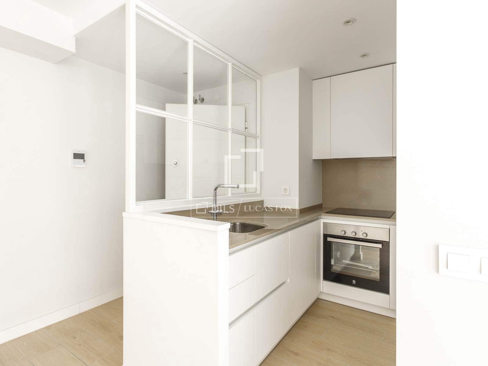 Apartamento de 2 habitaciones en Madrid ciudad en alquiler con piscina garaje - 2.950 € (Ref: 10060519)