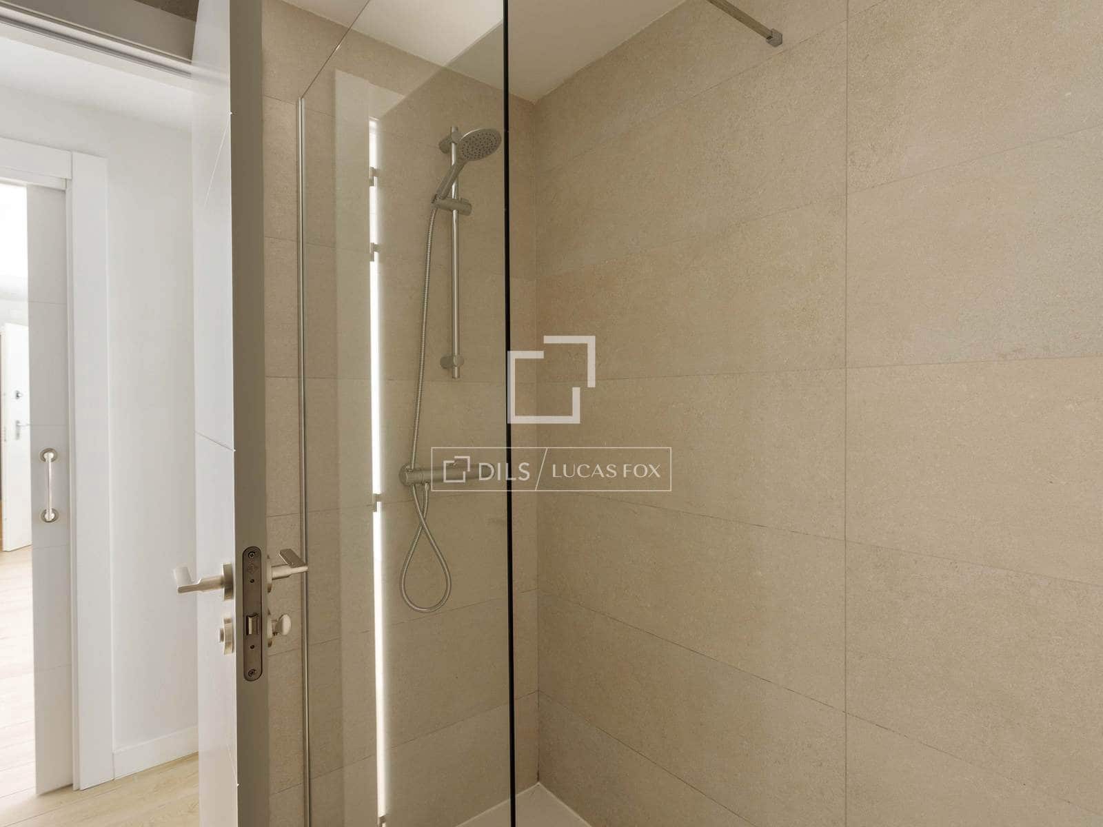 Apartamento de 2 habitaciones en Madrid ciudad en alquiler con piscina garaje - 2.950 € (Ref: 10060519)