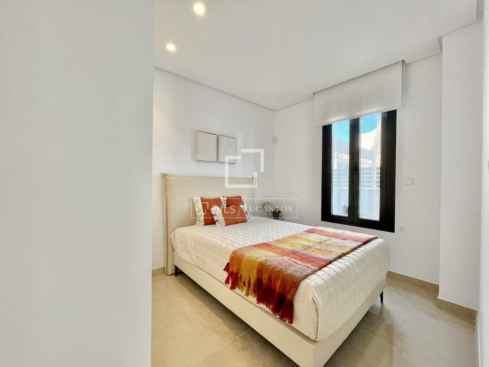 3 quarto Moradia para venda em Gran Alacant com piscina garagem - 410 000 € (Ref: 10060997)