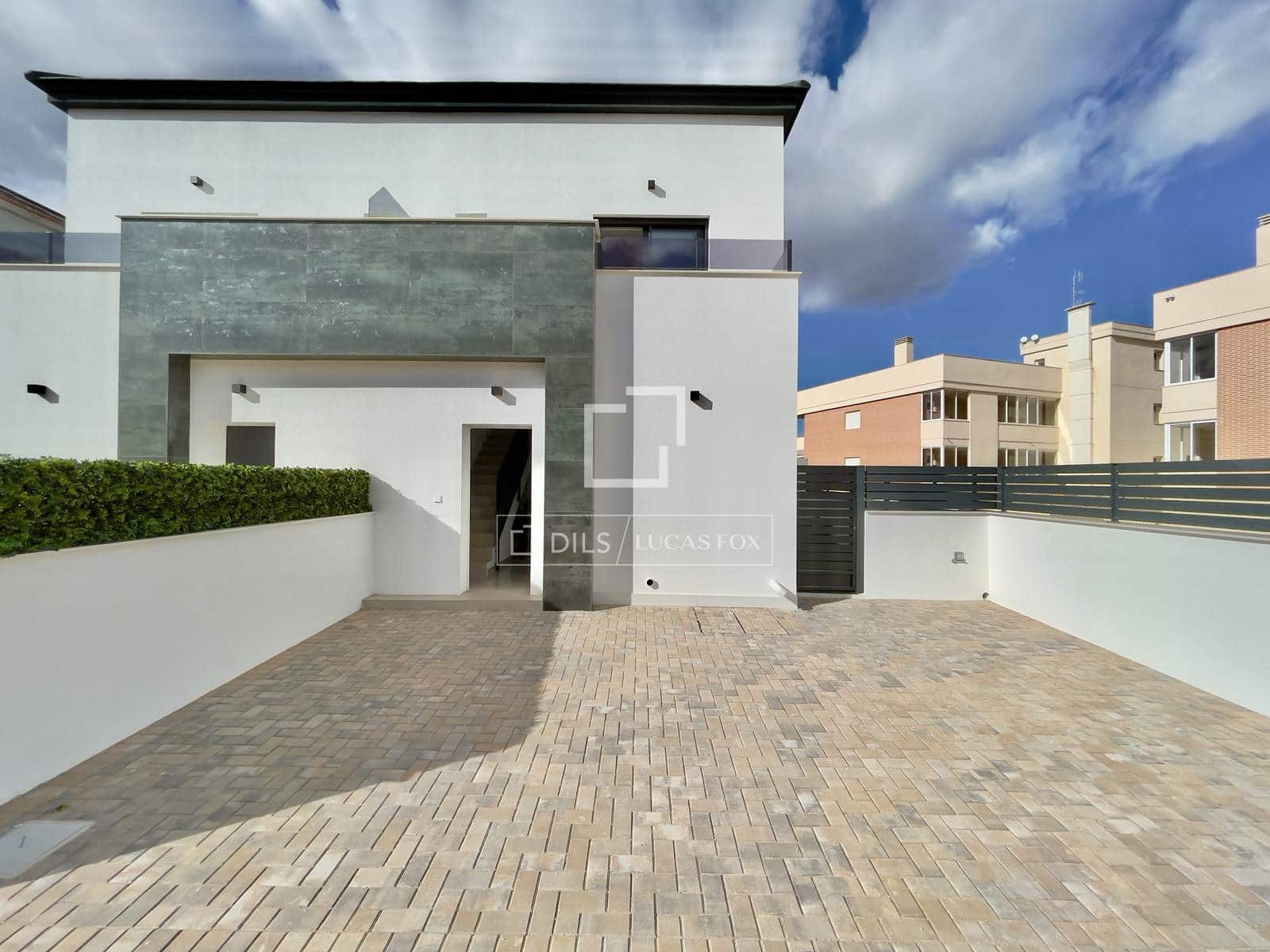 3 Zimmer Villa zu verkaufen in Gran Alacant mit Pool Garage - 350.000 € (Ref: 10060998)
