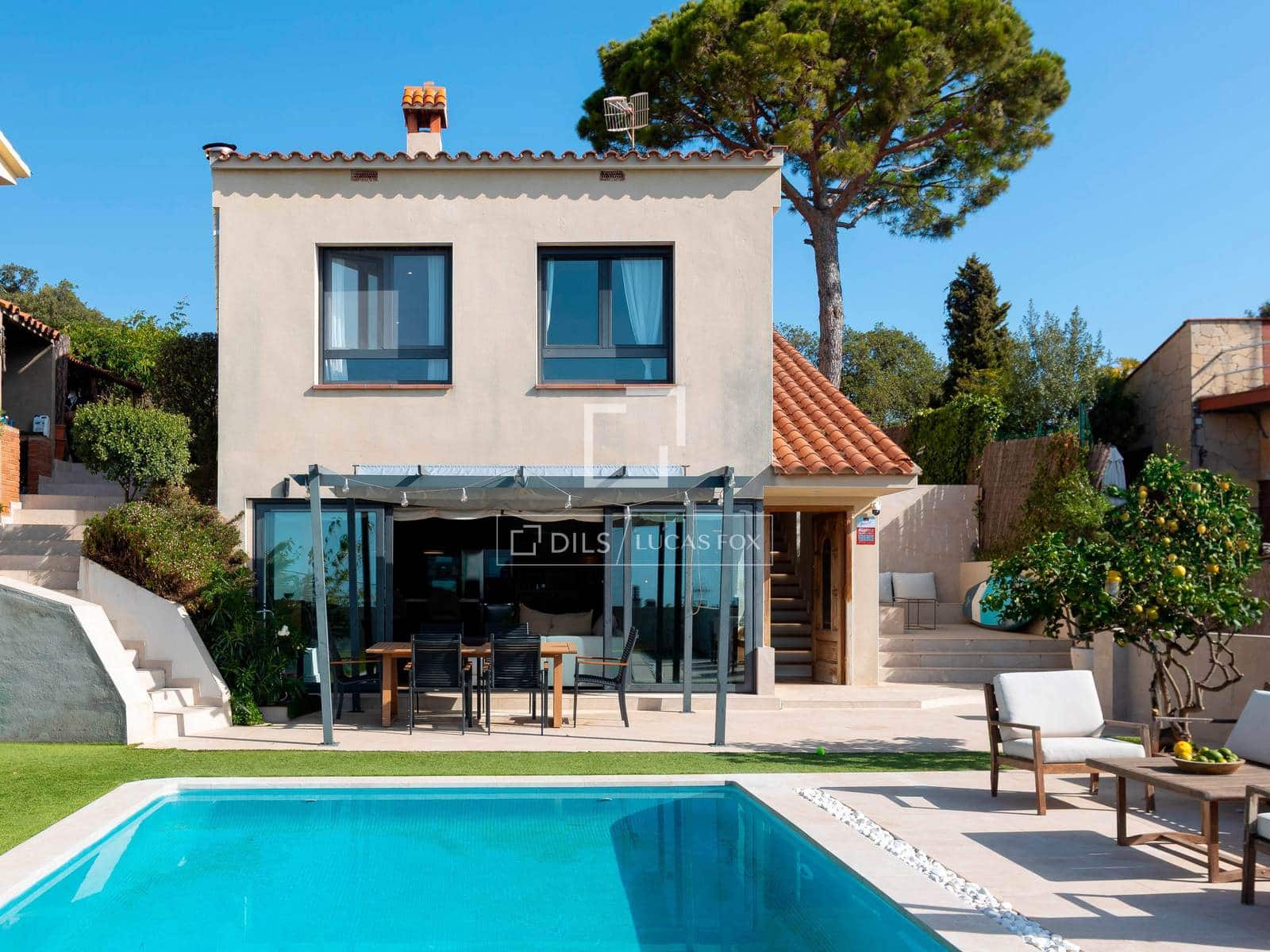 3 Zimmer Villa zu verkaufen in Alella mit Pool Garage - 990.000 € (Ref: 10062625)