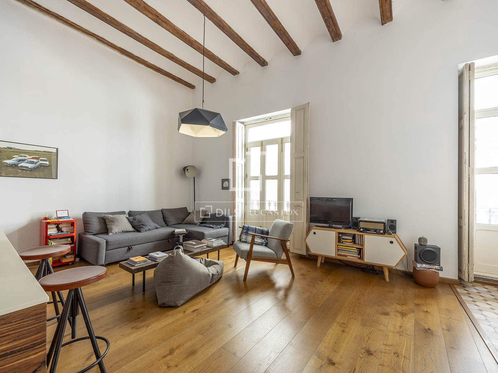 Apartamento de 1 habitación en València ciudad en alquiler - 1.500 € (Ref: 10062739)