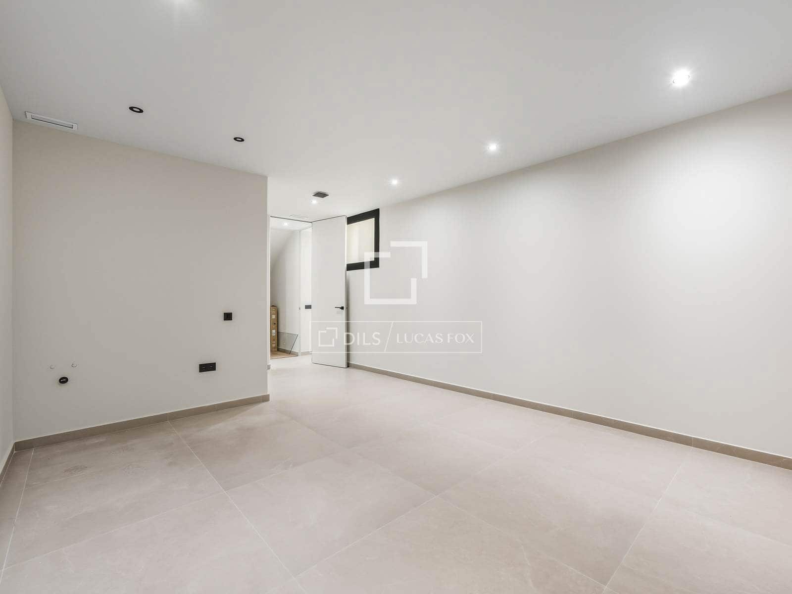 4 slaapkamer Villa te koop in Polop met zwembad garage - € 970.000 (Ref: 10065556)