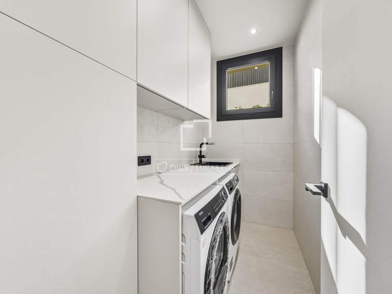4 slaapkamer Villa te koop in Polop met zwembad garage - € 970.000 (Ref: 10065556)