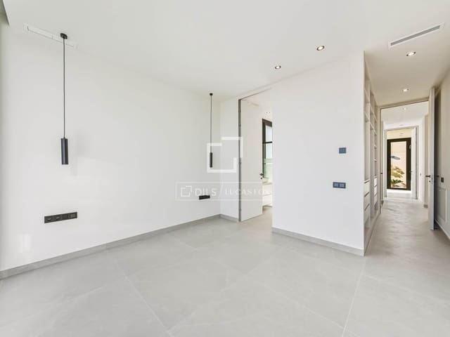 4 slaapkamer Villa te koop in Polop met zwembad garage - € 970.000 (Ref: 10065556)