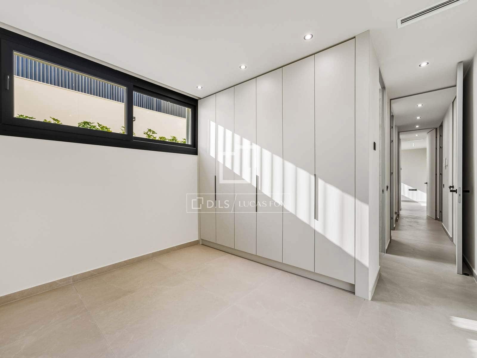 4 slaapkamer Villa te koop in Polop met zwembad garage - € 970.000 (Ref: 10065556)
