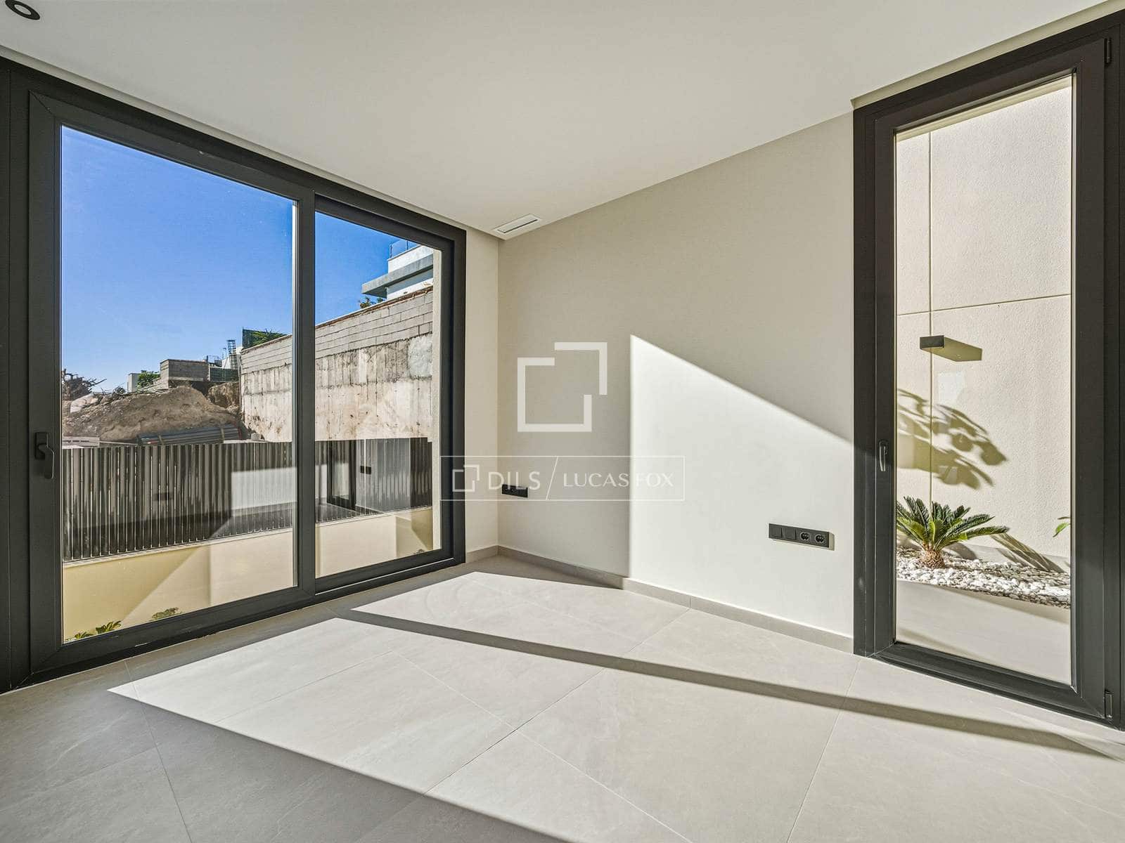 4 slaapkamer Villa te koop in Polop met zwembad garage - € 970.000 (Ref: 10065556)