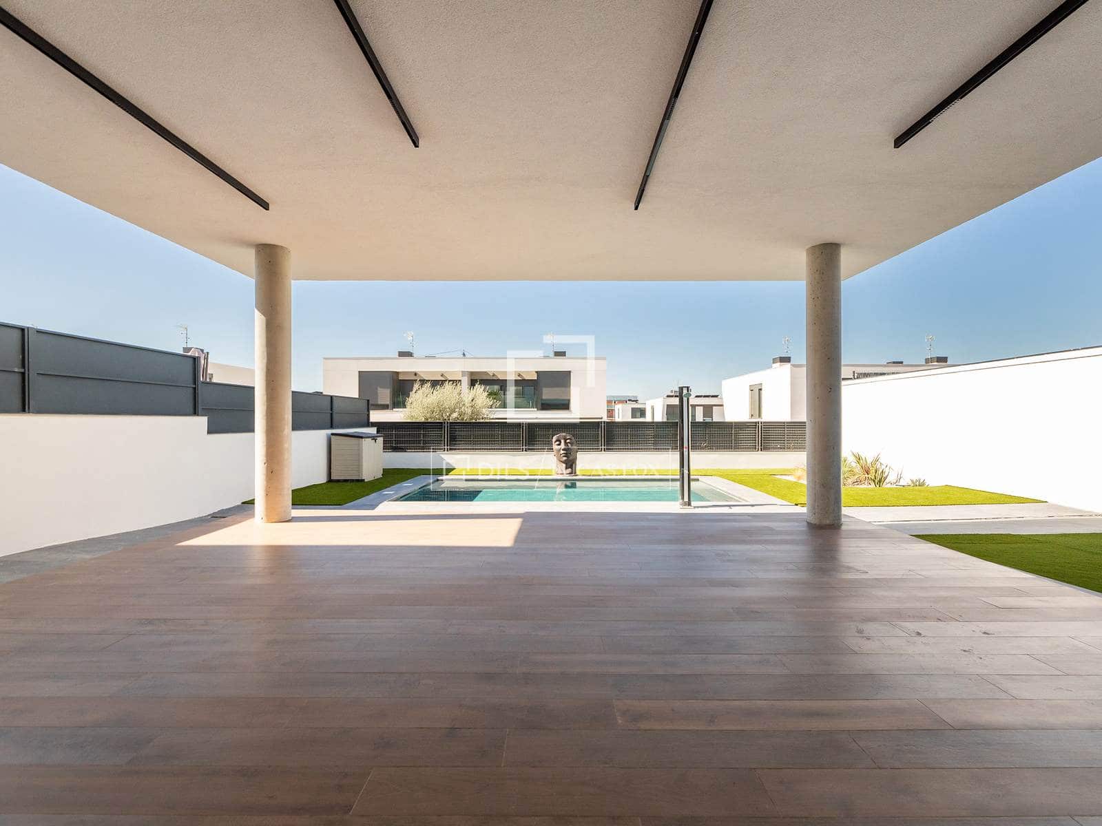 Chalet de 5 habitaciones en Villaviciosa de Odón en venta con piscina garaje - 1.500.000 € (Ref: 10065583)