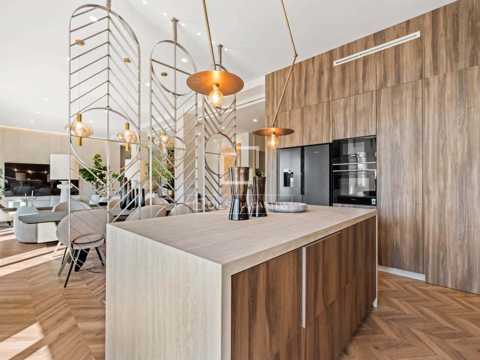 Apartamento de 3 habitaciones en Alicante / Alacant ciudad en venta - 2.400.000 € (Ref: 10065704)