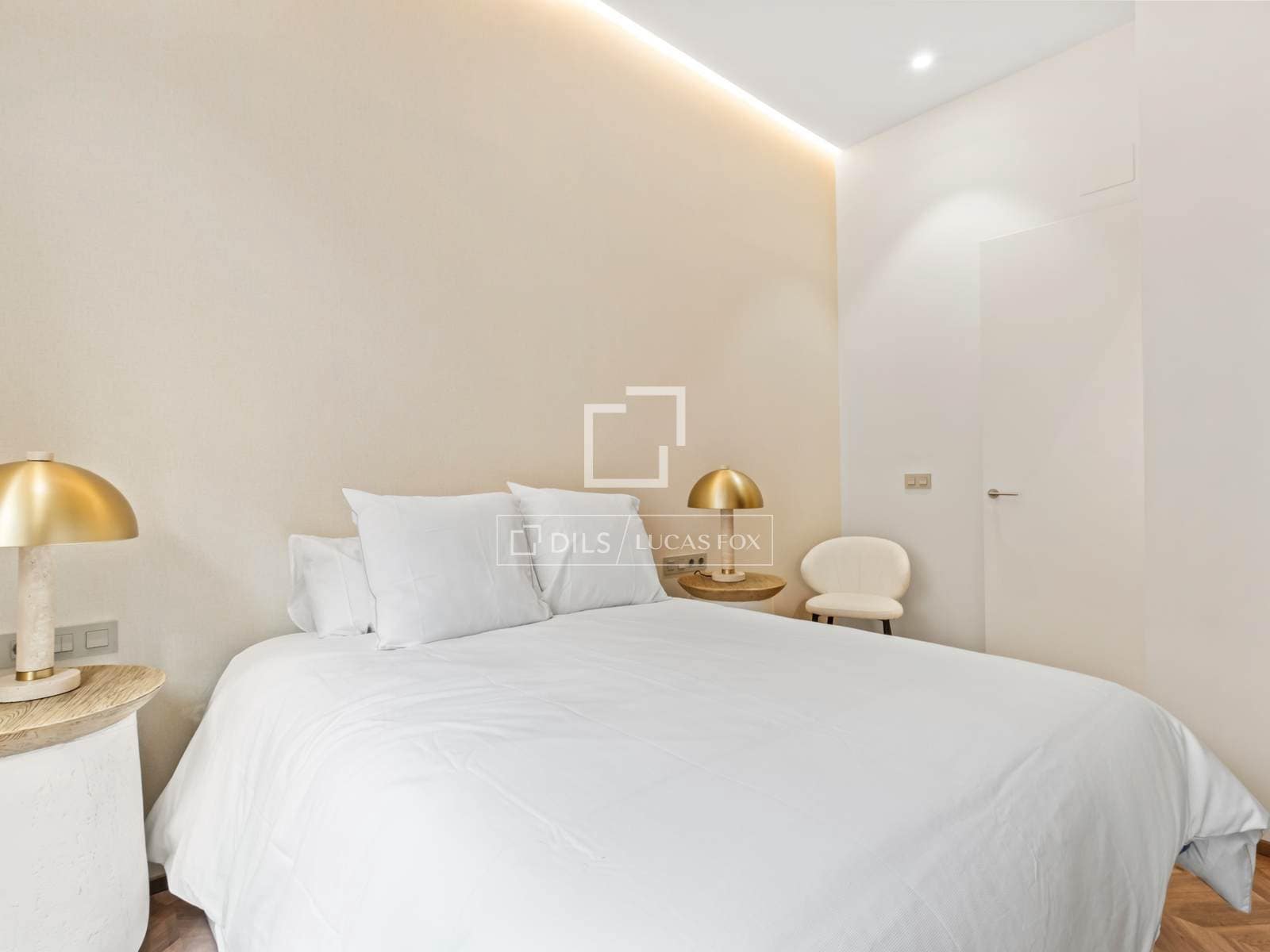 Apartamento de 3 habitaciones en Alicante / Alacant ciudad en venta - 2.400.000 € (Ref: 10065704)