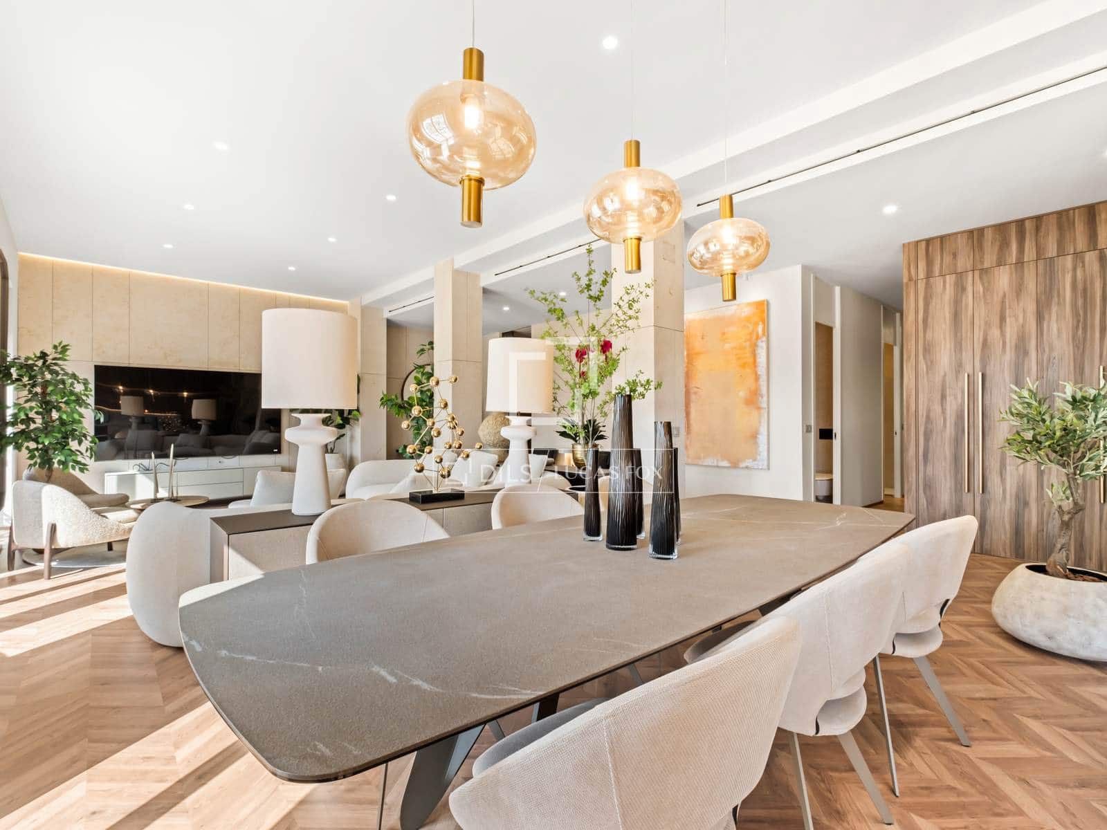 Apartamento de 3 habitaciones en Alicante / Alacant ciudad en venta - 2.400.000 € (Ref: 10065704)