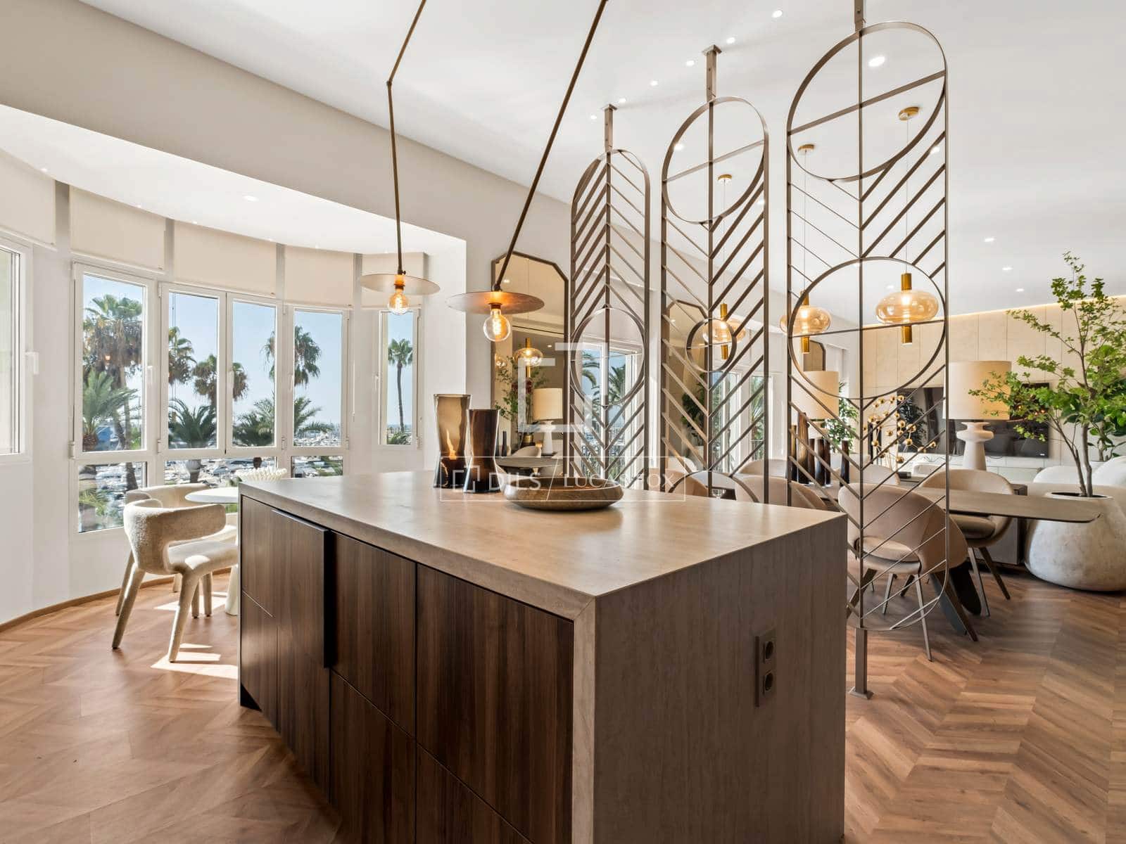 Apartamento de 3 habitaciones en Alicante / Alacant ciudad en venta - 2.400.000 € (Ref: 10065704)