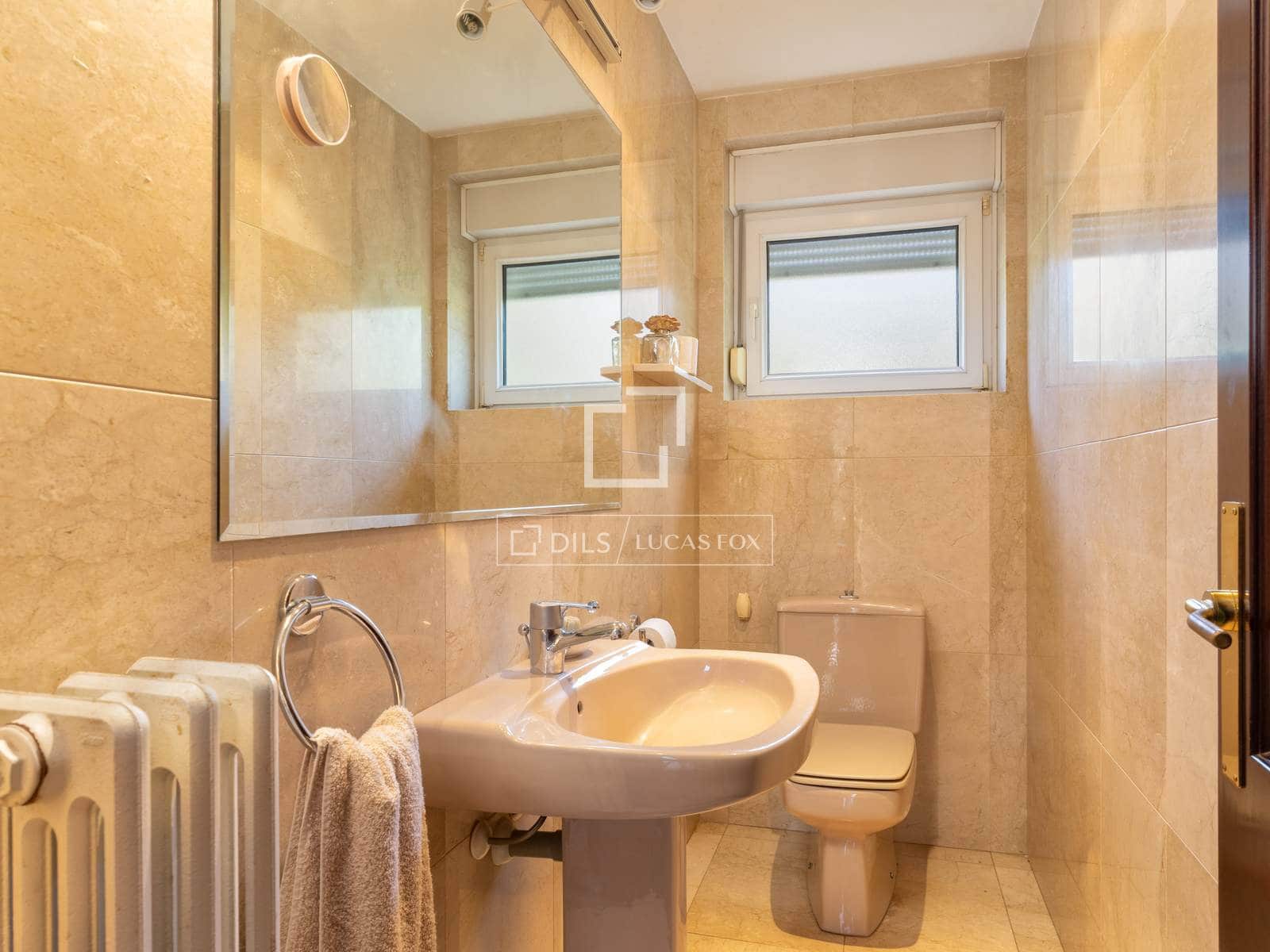 5 Zimmer Villa zu verkaufen in Roses mit Pool Garage - 995.000 € (Ref: 10072992)