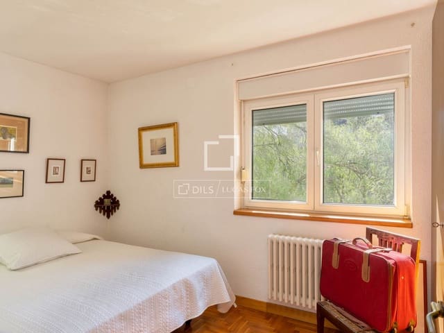 5 Zimmer Villa zu verkaufen in Roses mit Pool Garage - 995.000 € (Ref: 10072992)