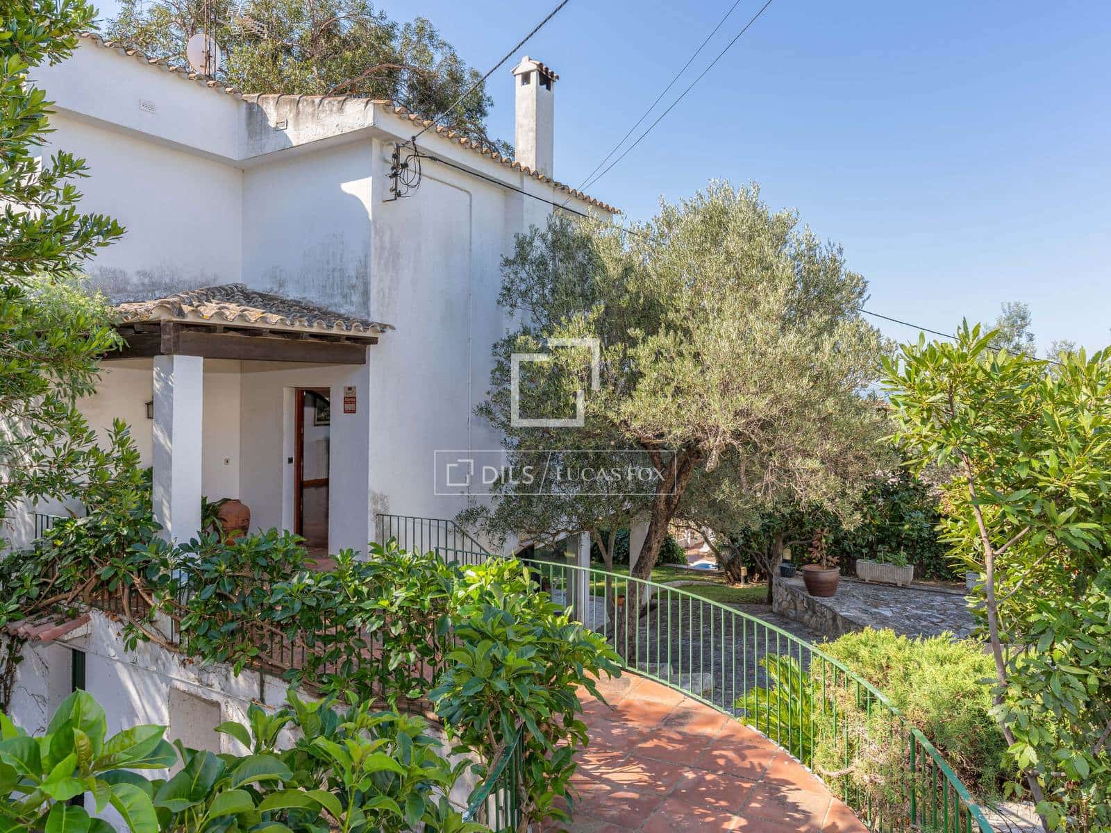 5 Zimmer Villa zu verkaufen in Roses mit Pool Garage - 995.000 € (Ref: 10072992)