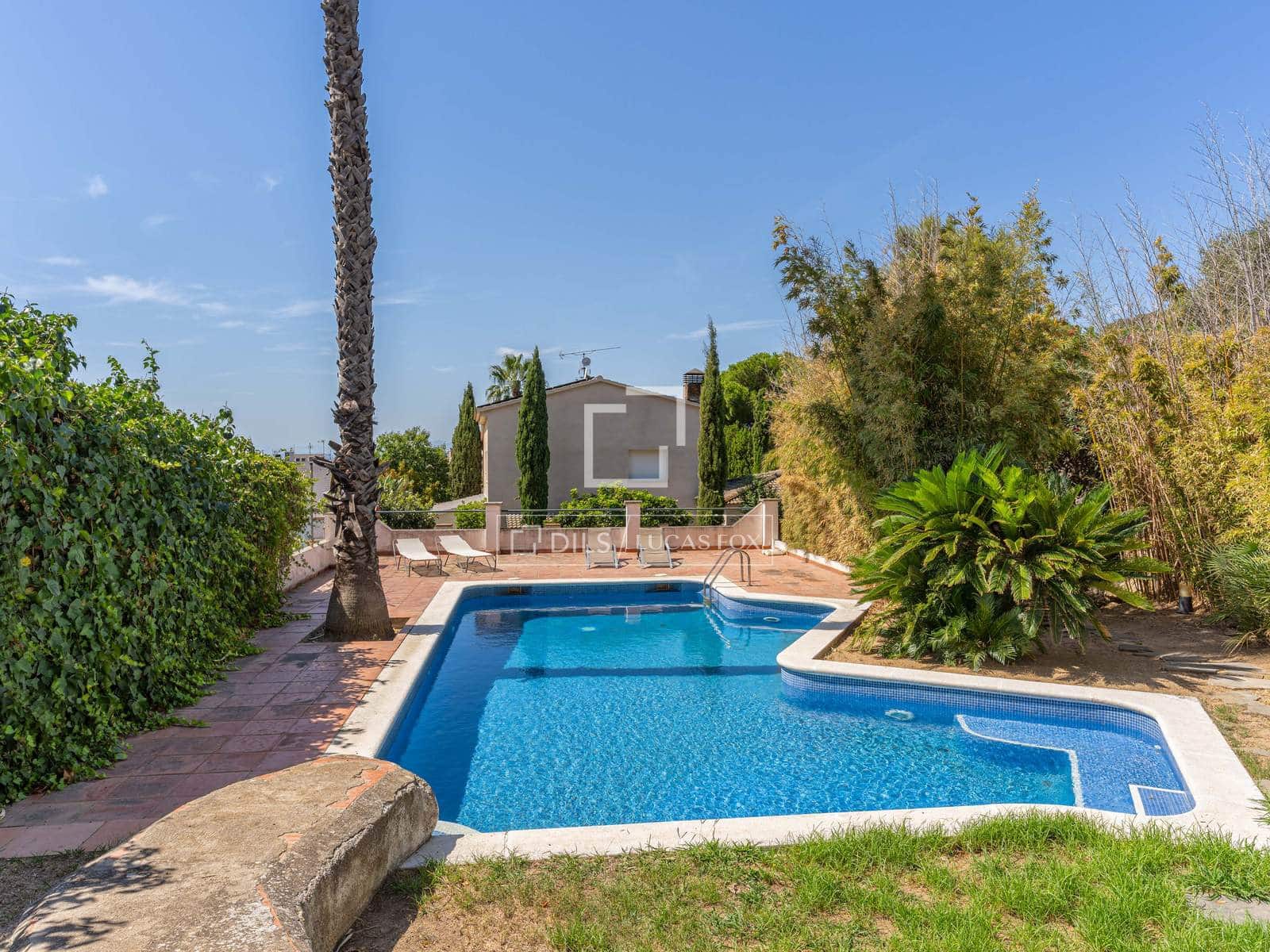 5 Zimmer Villa zu verkaufen in Roses mit Pool Garage - 995.000 € (Ref: 10072992)