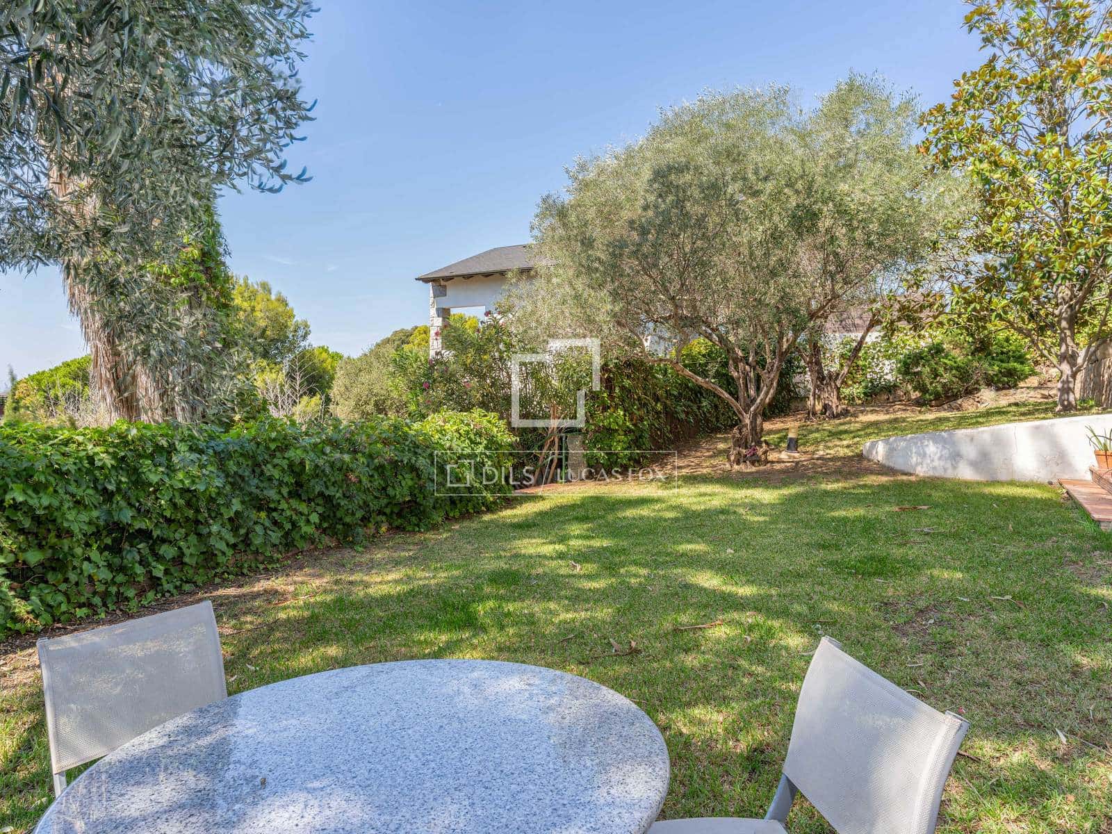 5 Zimmer Villa zu verkaufen in Roses mit Pool Garage - 995.000 € (Ref: 10072992)