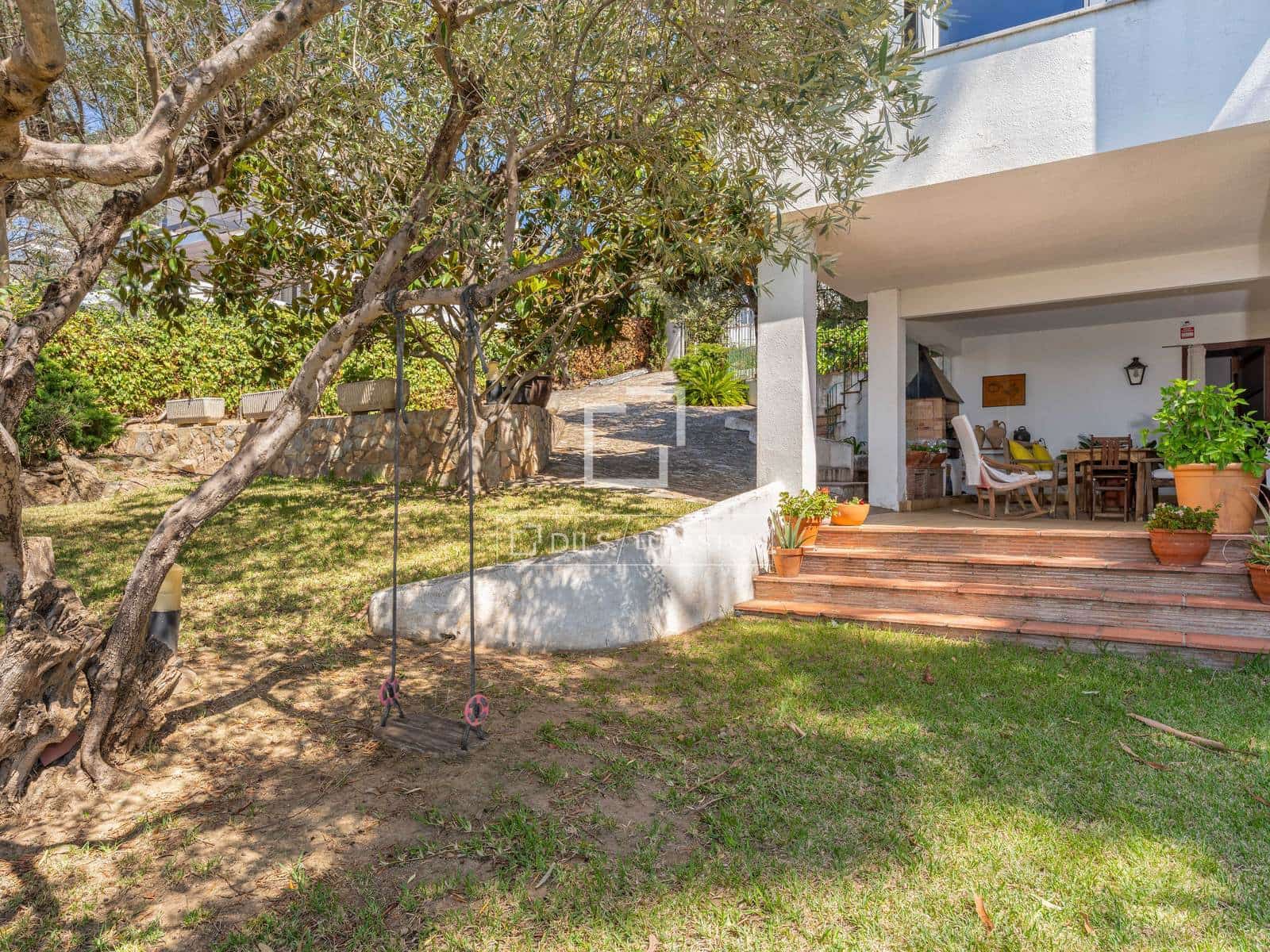 5 Zimmer Villa zu verkaufen in Roses mit Pool Garage - 995.000 € (Ref: 10072992)