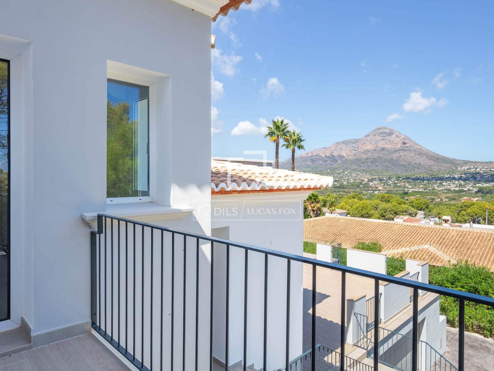 5 chambre Villa/Maison à vendre à Javea / Xabia avec piscine garage - 1 995 000 € (Ref: 10073208)