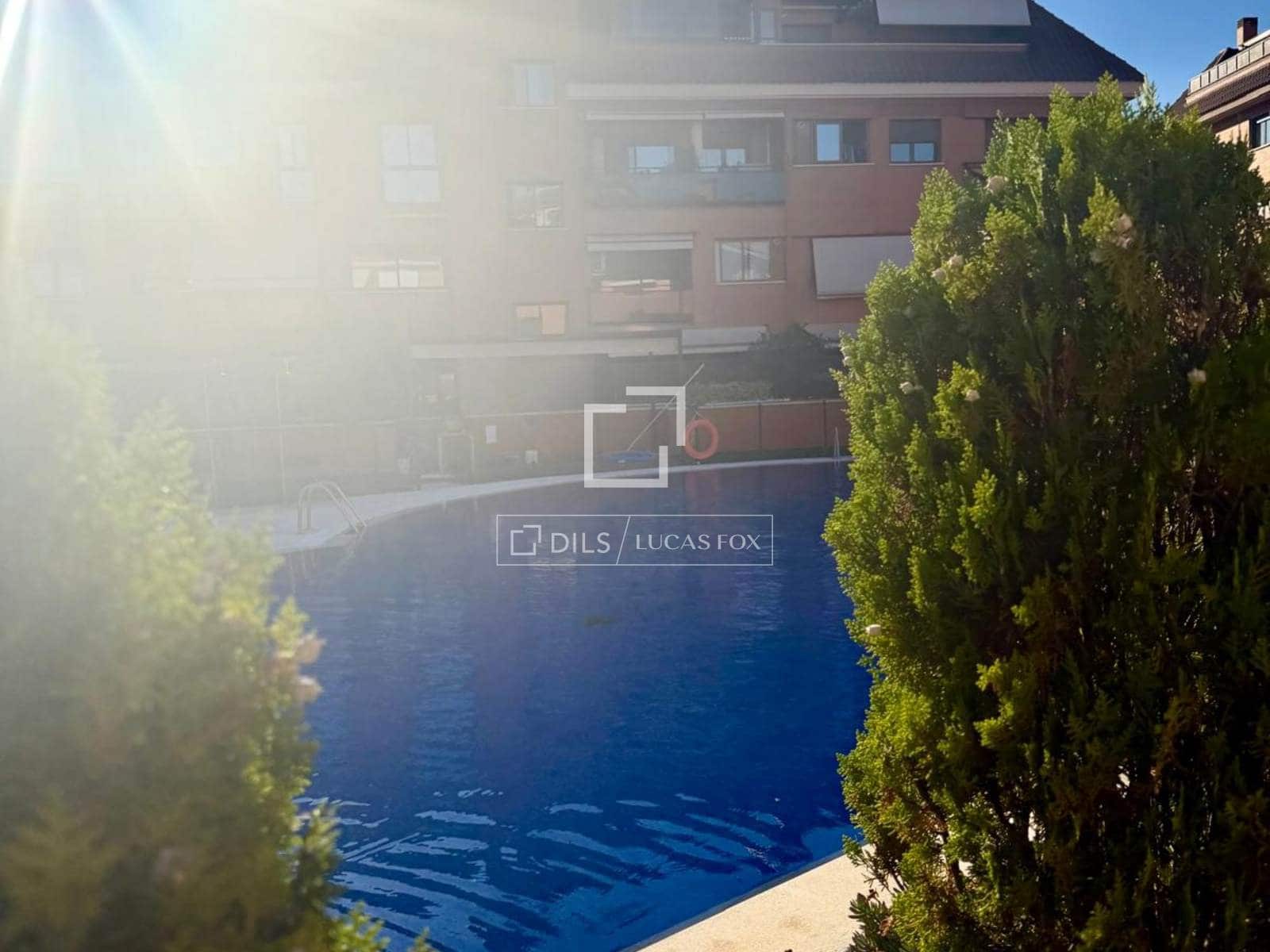Apartamento de 3 habitaciones en Madrid ciudad en alquiler con piscina garaje - 2.300 € (Ref: 10073326)
