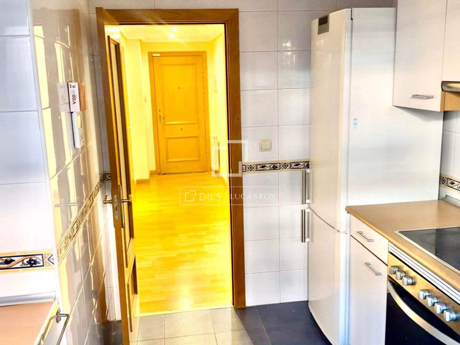 Apartamento de 3 habitaciones en Madrid ciudad en alquiler con piscina garaje - 2.300 € (Ref: 10073326)