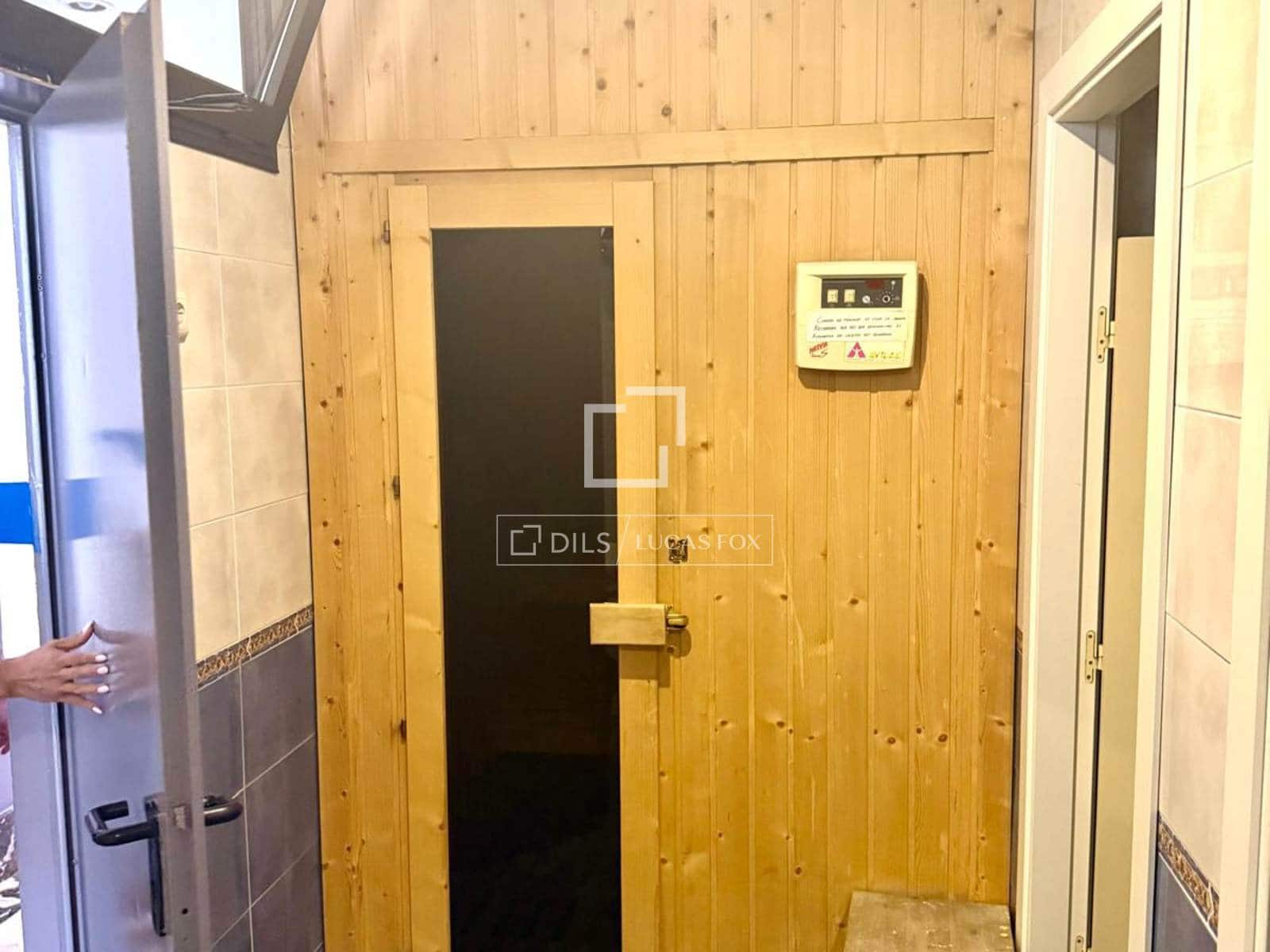 Apartamento de 3 habitaciones en Madrid ciudad en alquiler con piscina garaje - 2.300 € (Ref: 10073326)