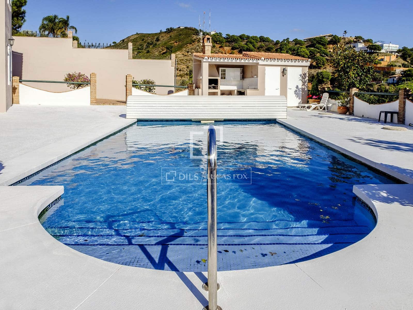 6 Zimmer Villa zu verkaufen in Estepona mit Pool Garage - 1.095.000 € (Ref: 10073327)
