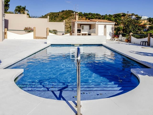 6 Zimmer Villa zu verkaufen in Estepona mit Pool Garage - 1.095.000 € (Ref: 10073327)