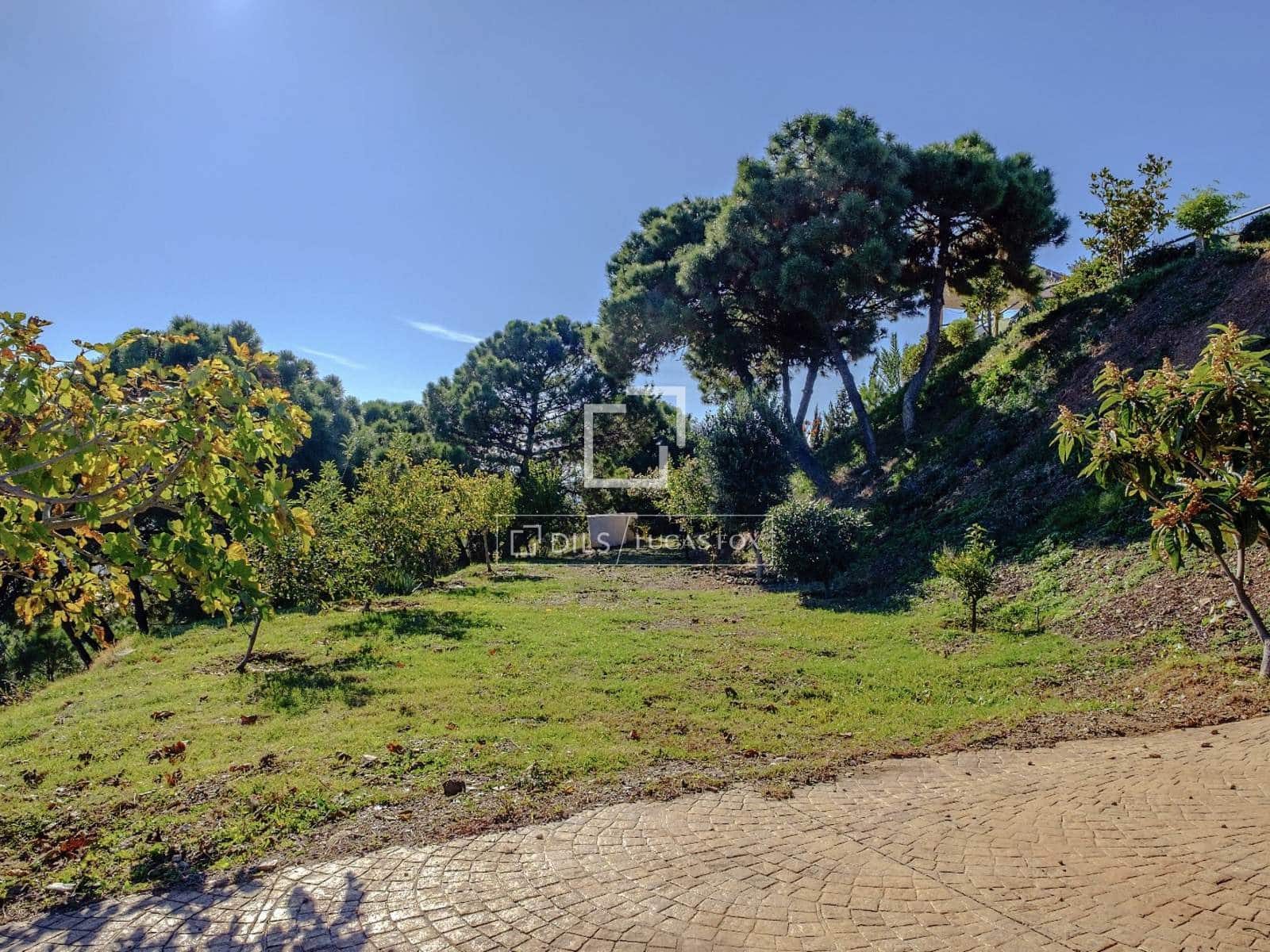 6 Zimmer Villa zu verkaufen in Estepona mit Pool Garage - 1.095.000 € (Ref: 10073327)