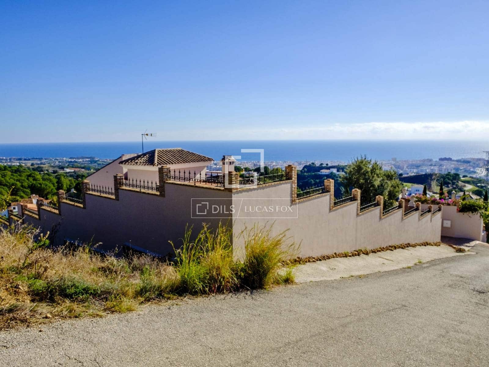 6 Zimmer Villa zu verkaufen in Estepona mit Pool Garage - 1.095.000 € (Ref: 10073327)