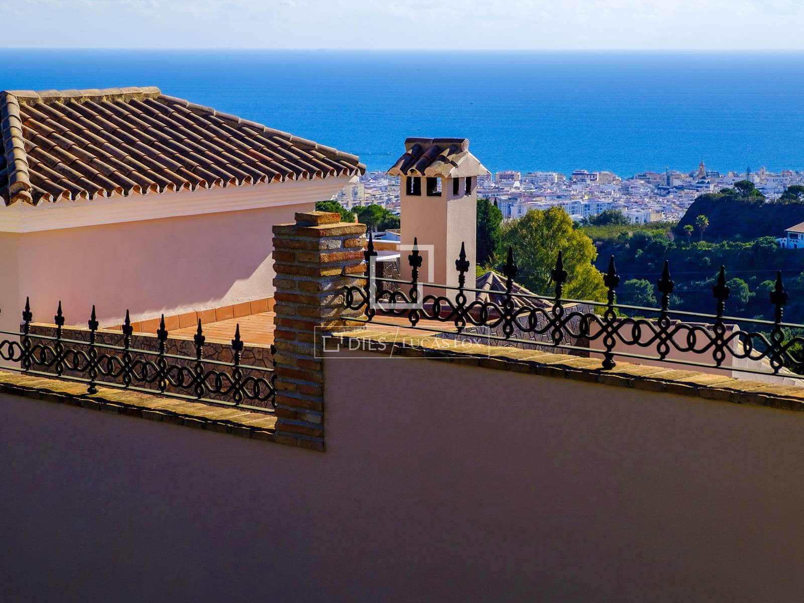 6 Zimmer Villa zu verkaufen in Estepona mit Pool Garage - 1.095.000 € (Ref: 10073327)