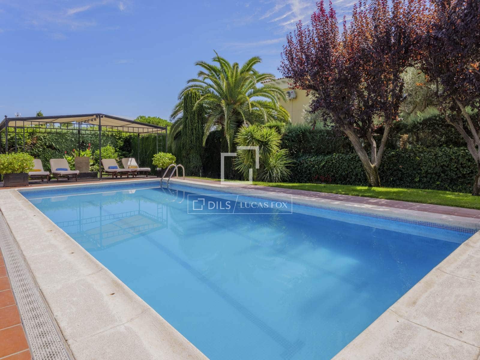 5 chambre Villa/Maison à vendre à Boadilla del Monte avec piscine garage - 1 490 000 € (Ref: 10073328)