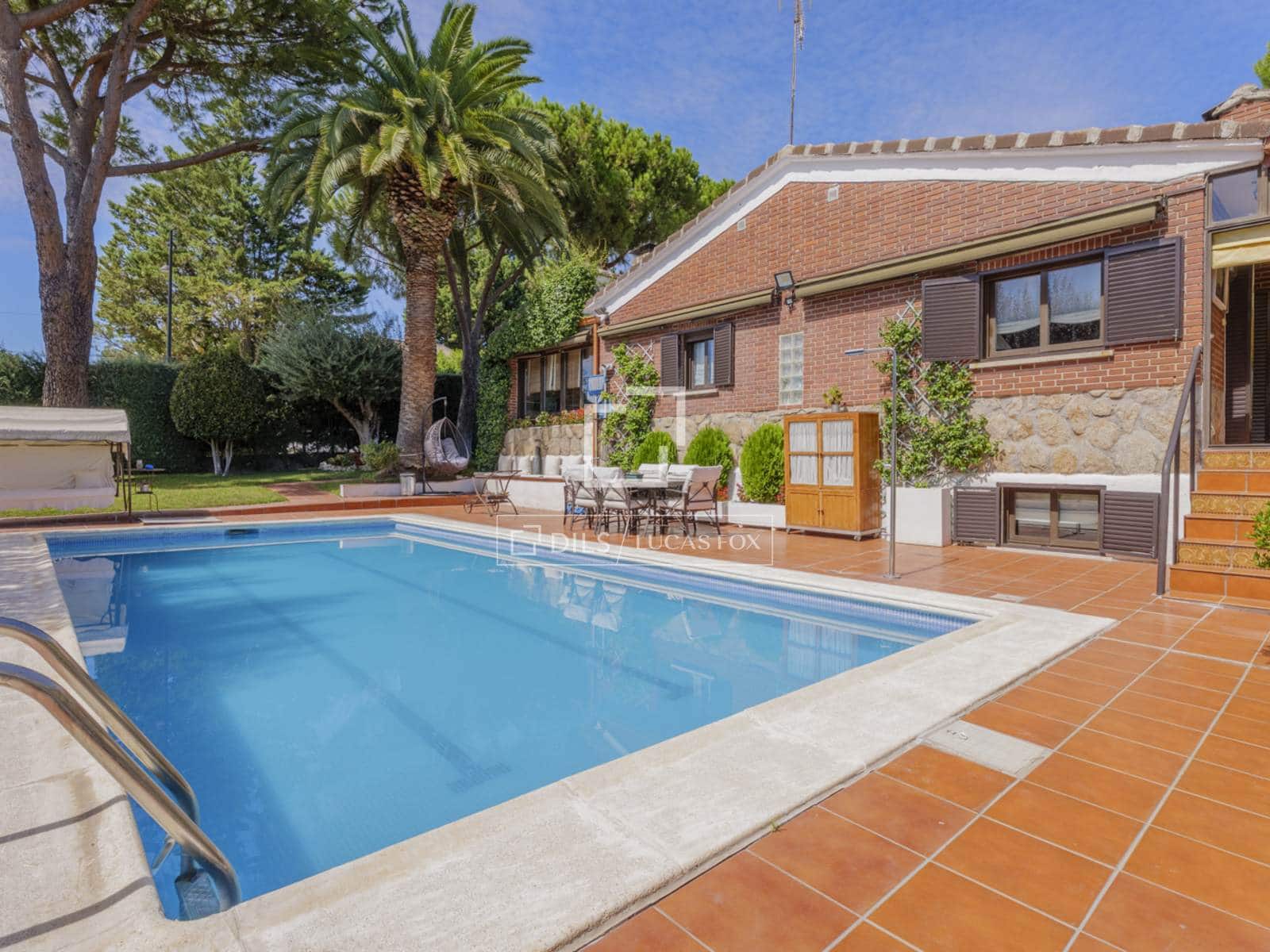 5 chambre Villa/Maison à vendre à Boadilla del Monte avec piscine garage - 1 490 000 € (Ref: 10073328)